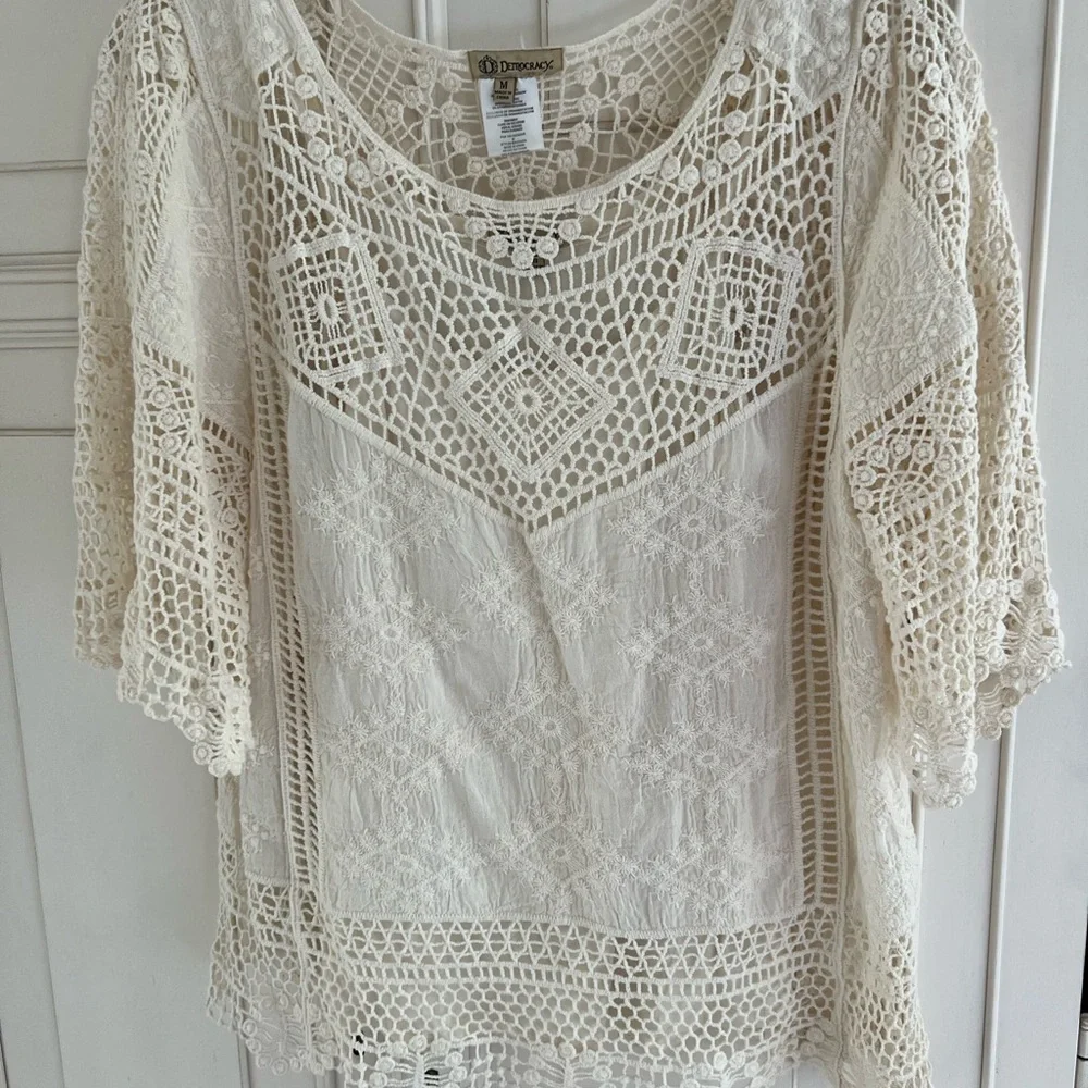 Ivory top - Picture 3 of 4